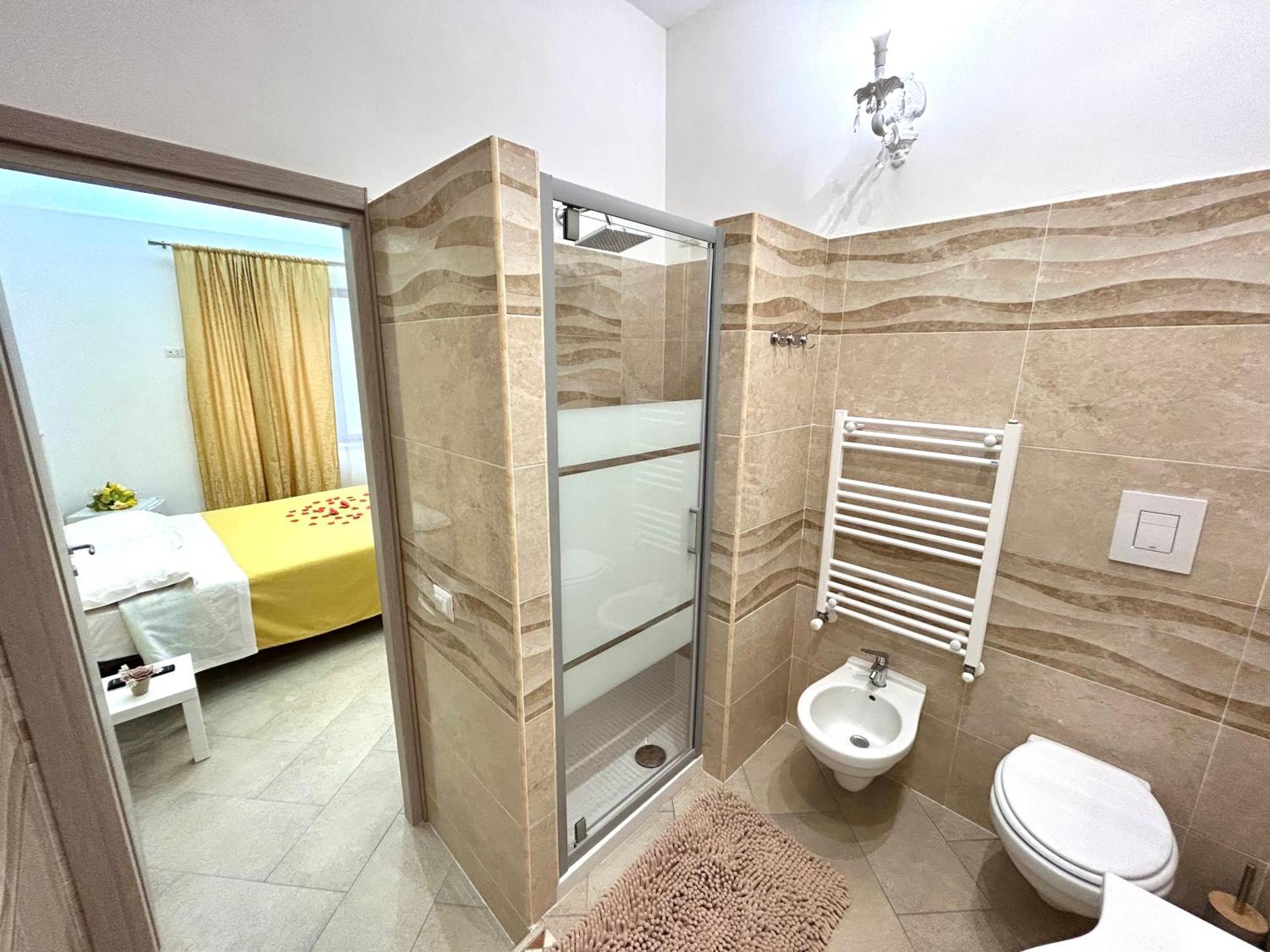 A Un Passo Dagli Dei Bed & Breakfast Пимонте Екстериор снимка